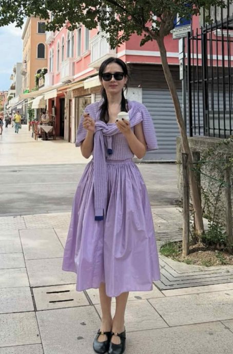 威尼斯影展|孙艺真李珉廷互拍斗美 李炳宪揽腰护妻放闪