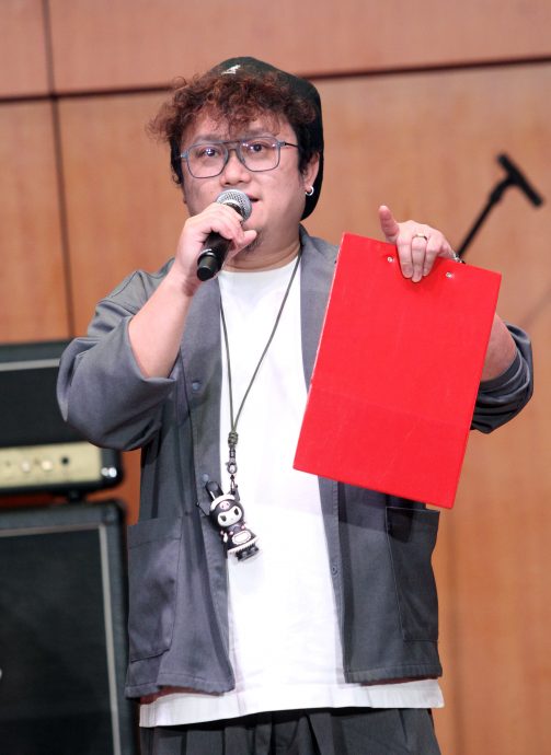 学海杯|《流浪诗人》横扫5奖称霸中学组 大专组郑旻旻独揽7奖成大赢家