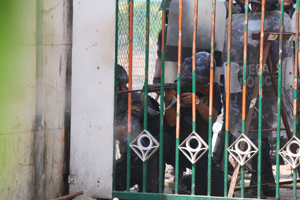 封禁社媒引发致命抗议 尼泊尔总理下令彻查