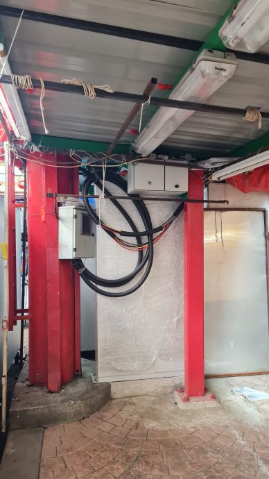 封面-大都会-茨厂街美化工程再引人诟病/10图