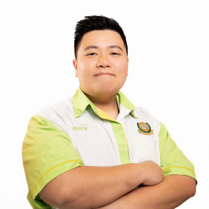 封面-大都会:脚车队云顶山路骑行 轿车司机吓破胆/13图