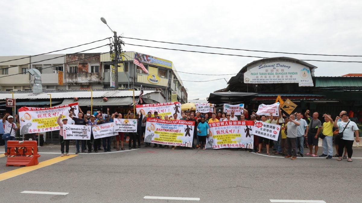 封面-大都会：多个小贩公会交反对信给游佳豪／7图