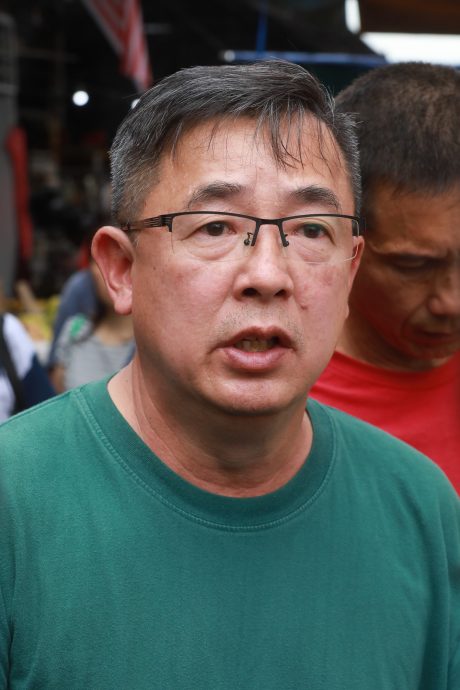 封面-大都会：多个小贩公会交反对信给游佳豪／7图