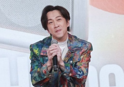 已改口喊Lulu老婆 陈汉典亲回怀孕传闻