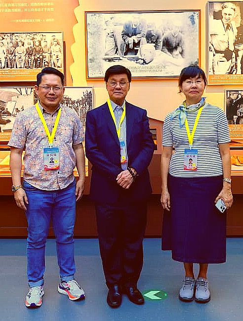 已签/中国九三阅兵 方天兴：越来越盛大成功 首相部长出席历史性一次