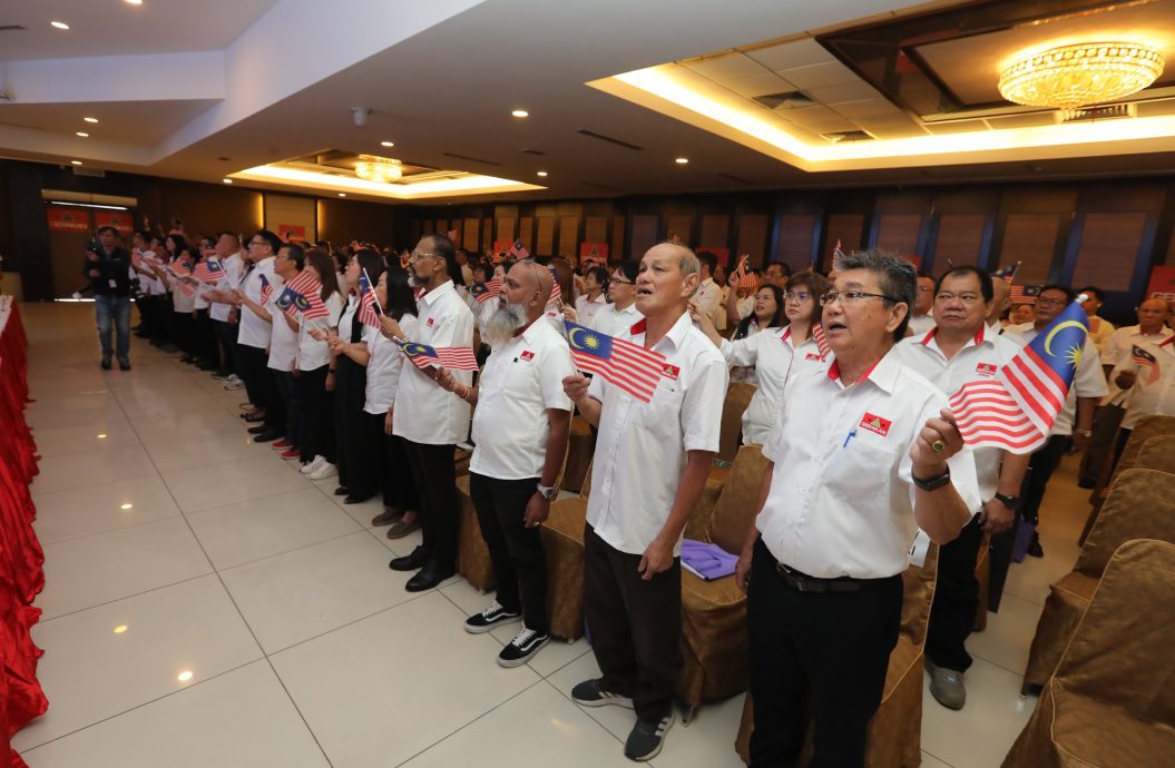 民政党柔州代表大会:张国智呼吁华印社支持国盟 冀赢国州席重返政治舞台
