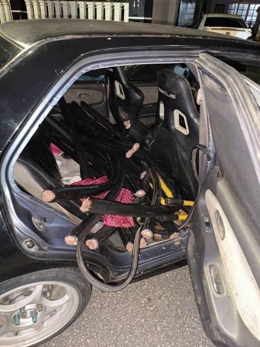 已签发 柔：包括16岁在籍学生在内 警追捕4电缆窃贼破6案