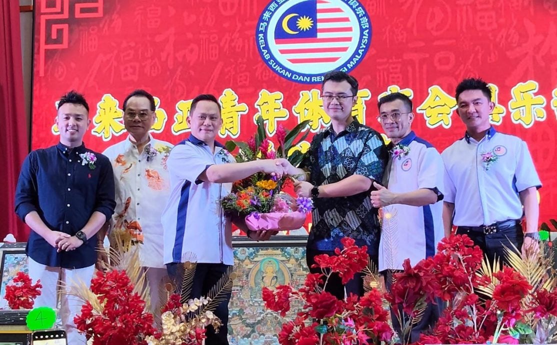 大马青体商俱乐部捐50万令吉予华小及慈善机构，31单位受惠