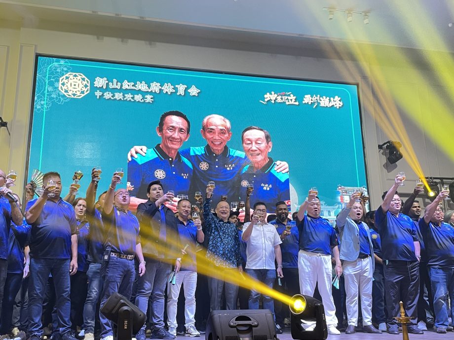 已签发 柔：新山红地府体育会庆中秋 开262桌捐逾4万6单位