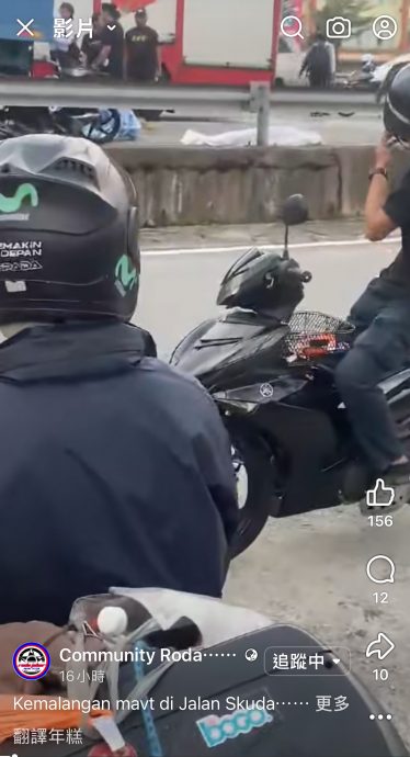 已签发 柔:新闻:罗里故障停路旁 骑士失控撞上当场惨死