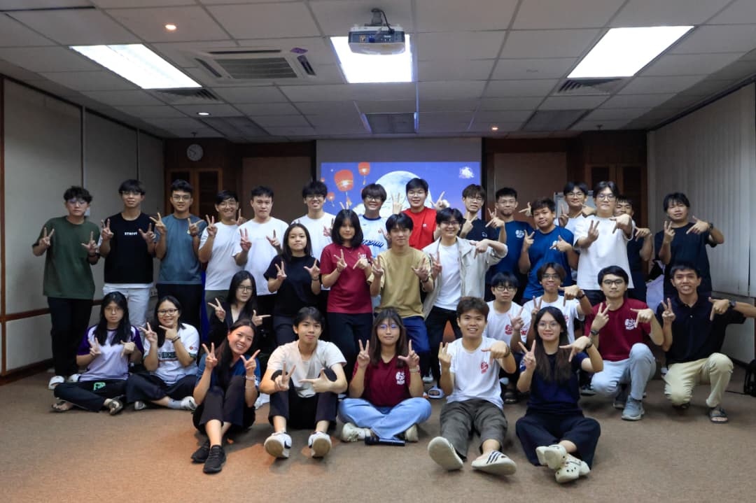 已签发 柔：本报指定宣传媒体：工大10月12日月影秋宵：竹林光影造景，邀民众赏月观变脸