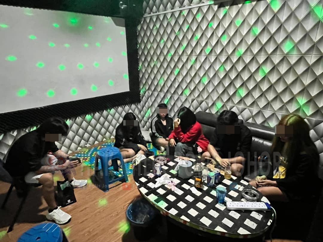 已签发 柔:版头之一:柔警扫荡8娱乐场所,捕83非法入境缅甸男女