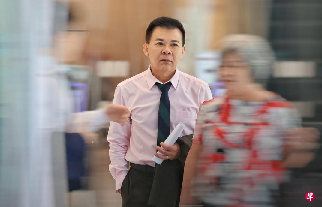 已签发 柔:狮城二三事:涉酒驾还拖行警员数公尺 61岁男子被判罪成