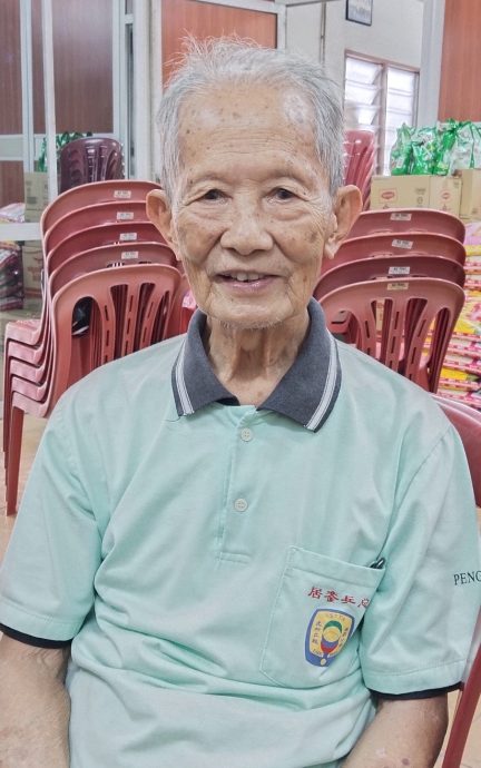 **已签发**柔︰封面：北根也美庆中元，煮大锅菜全村共享