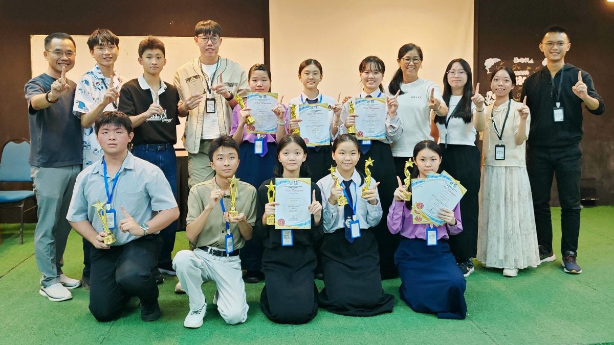 **已签发**柔：可头条：峇文西苏莱曼国中华文学会首办辩论赛