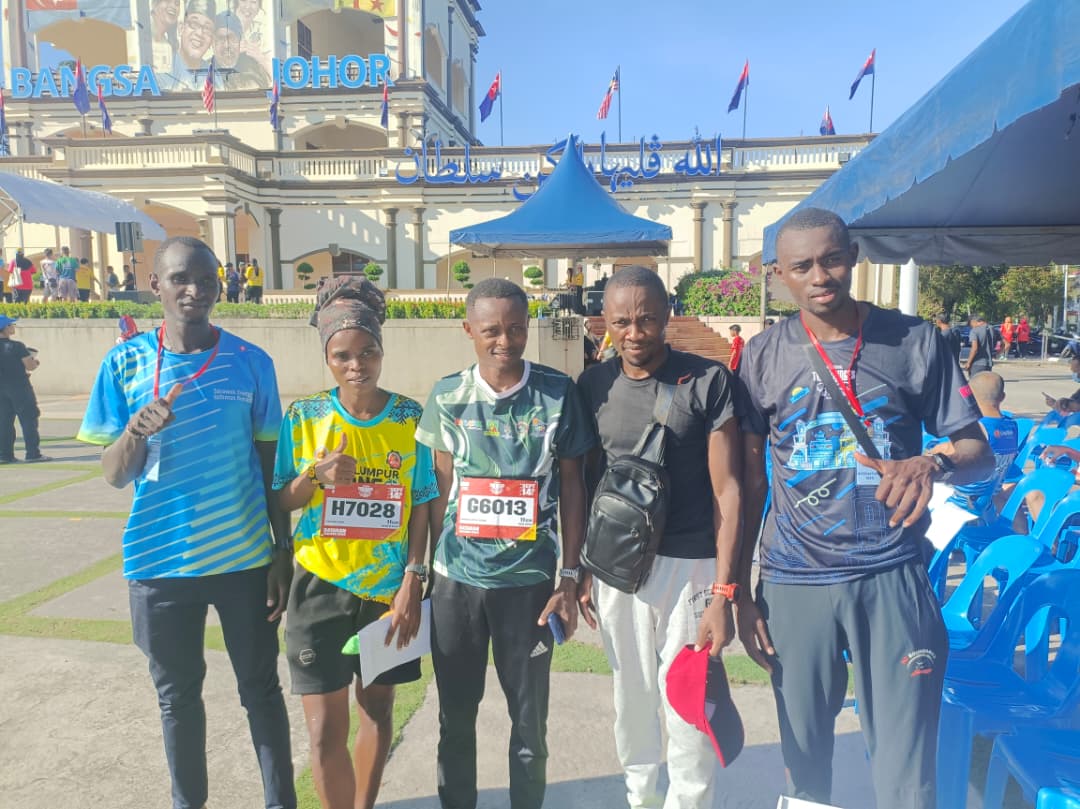 **已签发**柔:头条之一:麻国际双桥半马盛大举行 逾4000国内外跑者参与