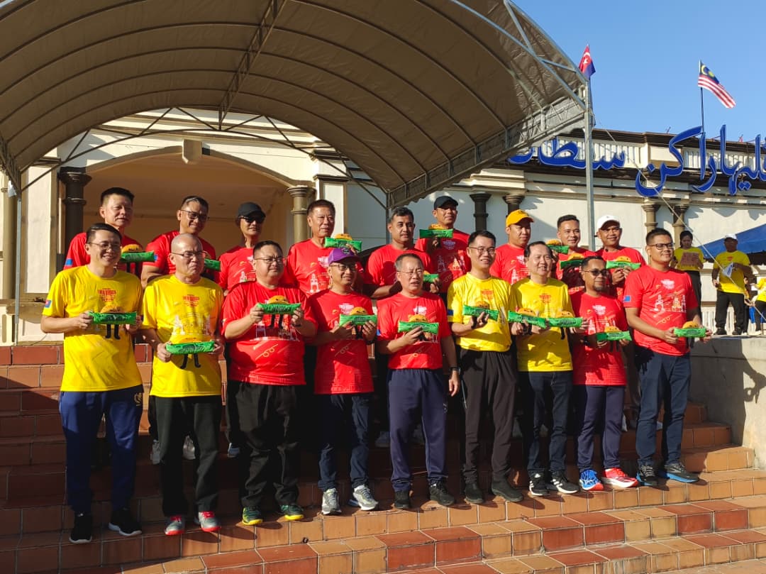 **已签发**柔:头条之一:麻国际双桥半马盛大举行 逾4000国内外跑者参与