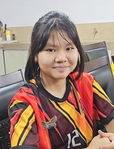 **已签发**柔:封面:辅士手球队展多元团结力量 勇夺学联赛冠军