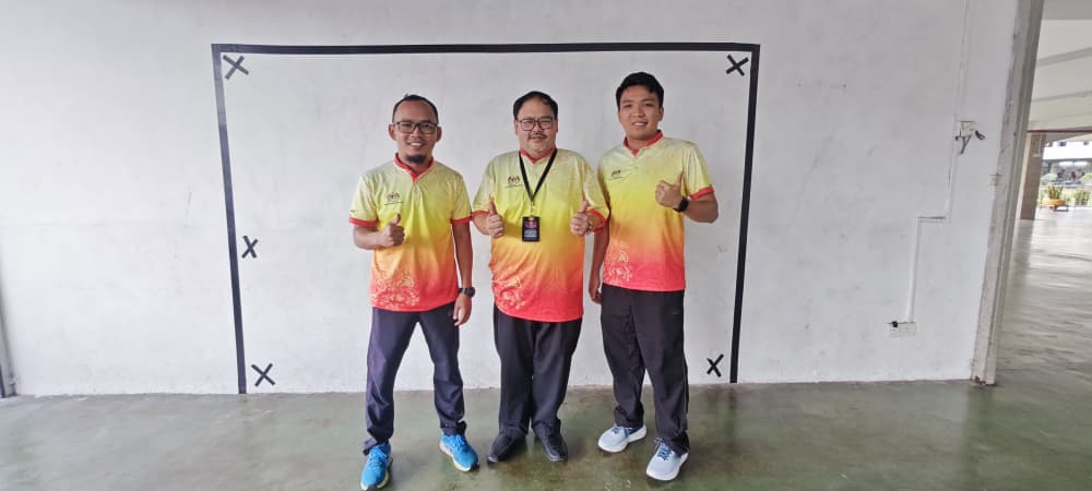 **已签发**柔:封面:辅士手球队展多元团结力量 勇夺学联赛冠军