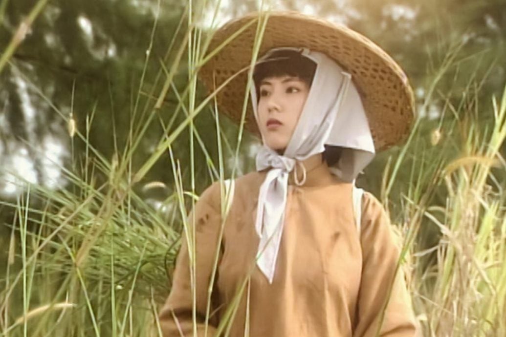 *已签发*柔:狮城二三事:无惧当演艺圈“异类” 许美珍主动找出路