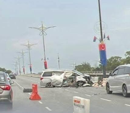 **已签发**柔:第二版头:民生特工队〡道路有弯度频酿祸 民众建议铺路墩路钉降车速