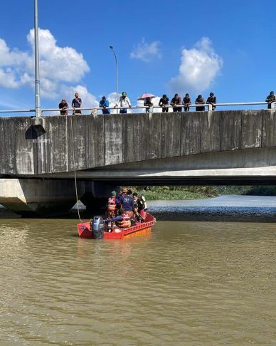 已签发（大北马）印裔青年坠河
