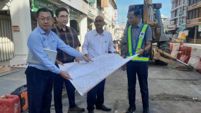 车水路地陷事故 5天内换新排污管 晚上施工免影响交通