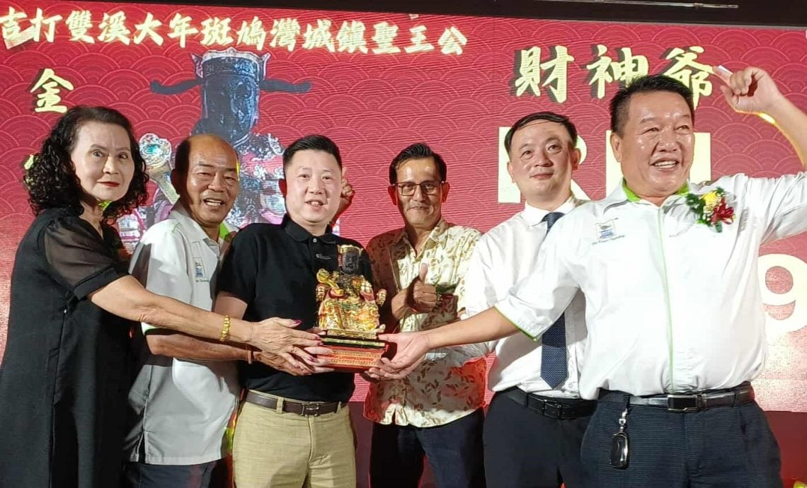 已签发（大北马）黄胤喜：旧店屋的改建工程成为新会所并即将把二楼启用为教育中心