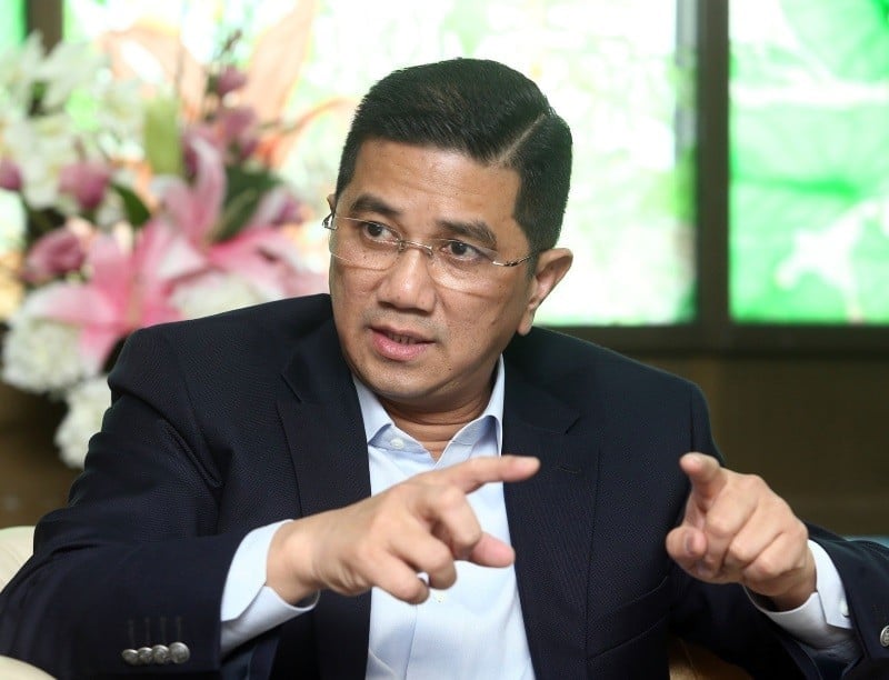 已签/政治 “阿兹敏最有能力攻下雪州!” 雪土团非巫裔臂膀力挺