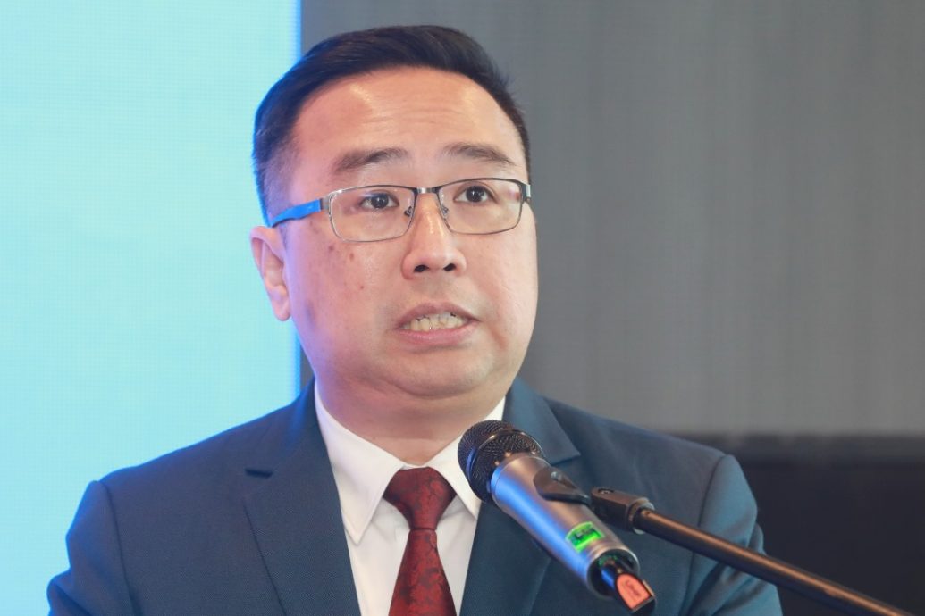 已签/郑立慷：设中企外交学校 马中教育交流平台