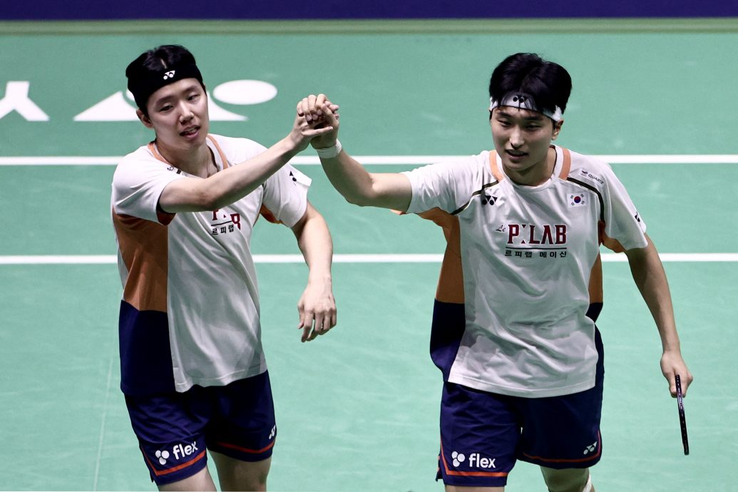 巴黎世羽赛|决赛考一百分！  韩国世界第一金徐男双封王