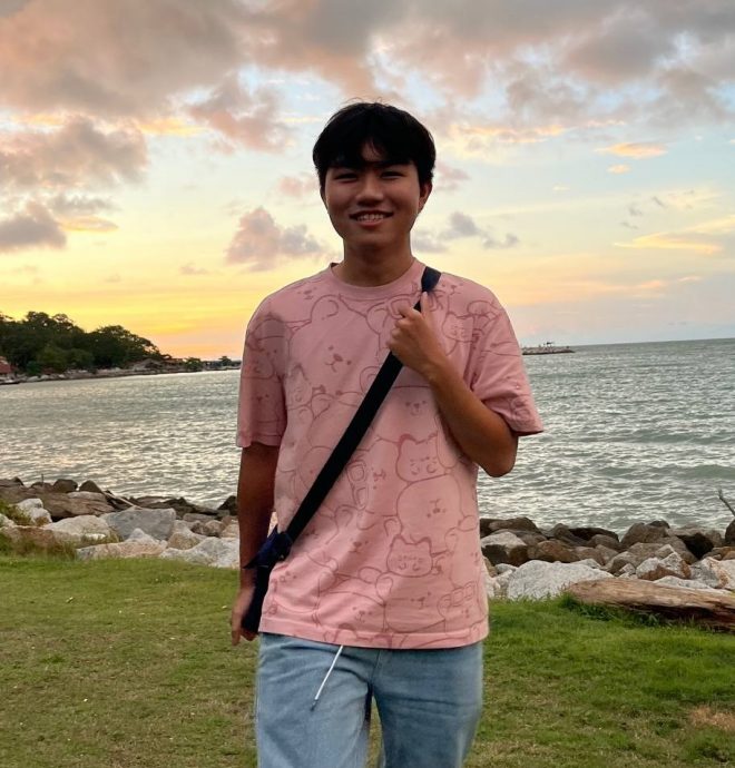 年轻人版主文（大北马）学海学记/鲁乃国中（SPM成绩放榜）