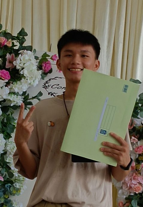 年轻人版主文（大北马）学海学记/鲁乃国中（SPM成绩放榜）