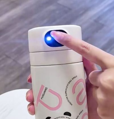 开学神器防同学恶作剧加料 儿童指纹水杯劲卖