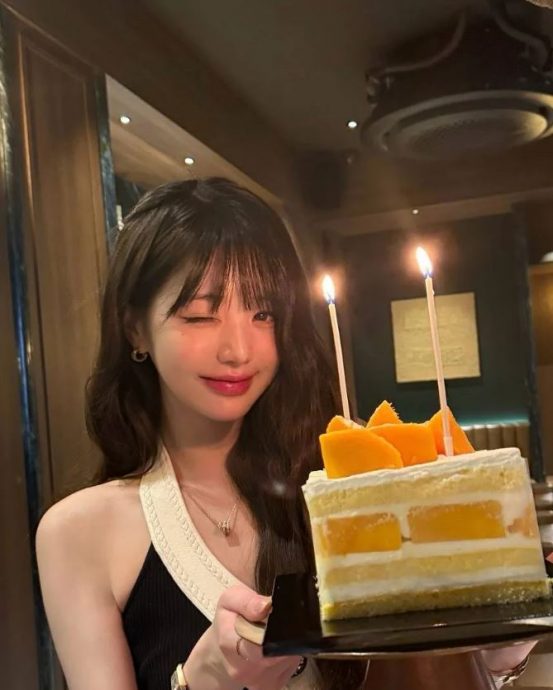 张员瑛22岁生日 中粉百万大礼“朝贡”惹议