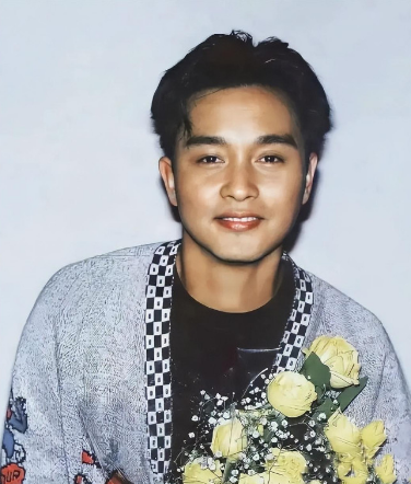 张国荣生前最后通话曝光 向太内疚22年