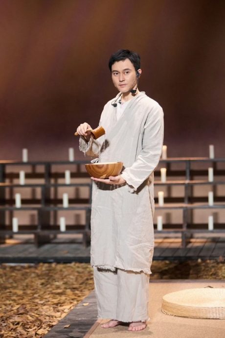 张智霖认记忆力退化 泪洒合作舞台吐“最后一次”