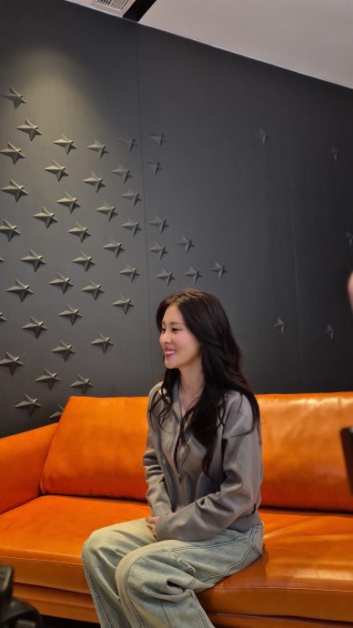 张碧晨“卖大包”歌单藏惊喜 网羡:大马晨曦吃太好