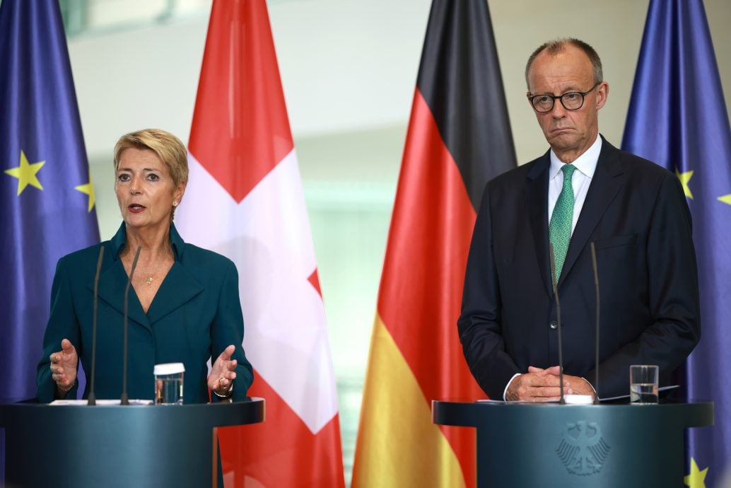 德国总理呼吁瑞士出面化解美关税压力