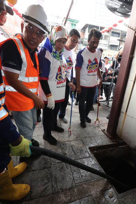 必下//(大都会)300名公众参与吉隆坡的2025年“清洁大马日”