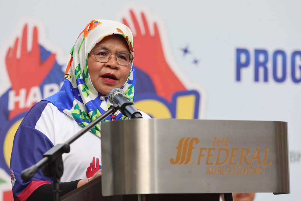 必下//(大都会)300名公众参与吉隆坡的2025年“清洁大马日”