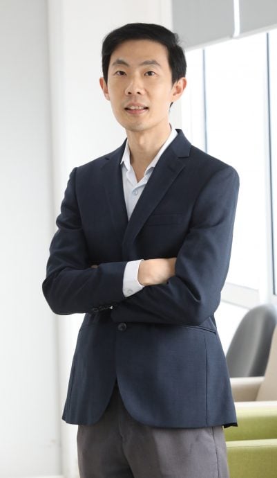 必下－大都会/帕金森讲座预告/配2图