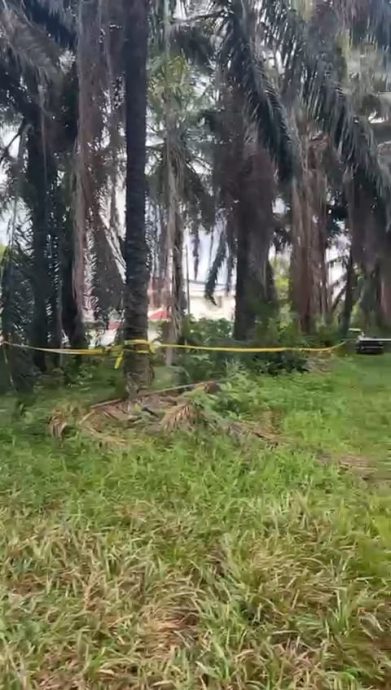 怡保袭警夺枪案 警方重返现场展开搜证