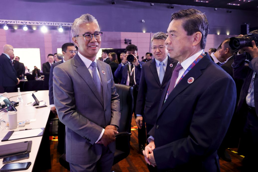 扎夫鲁:内贸占比仅21.2% · 东盟力求打破长期停滞局面