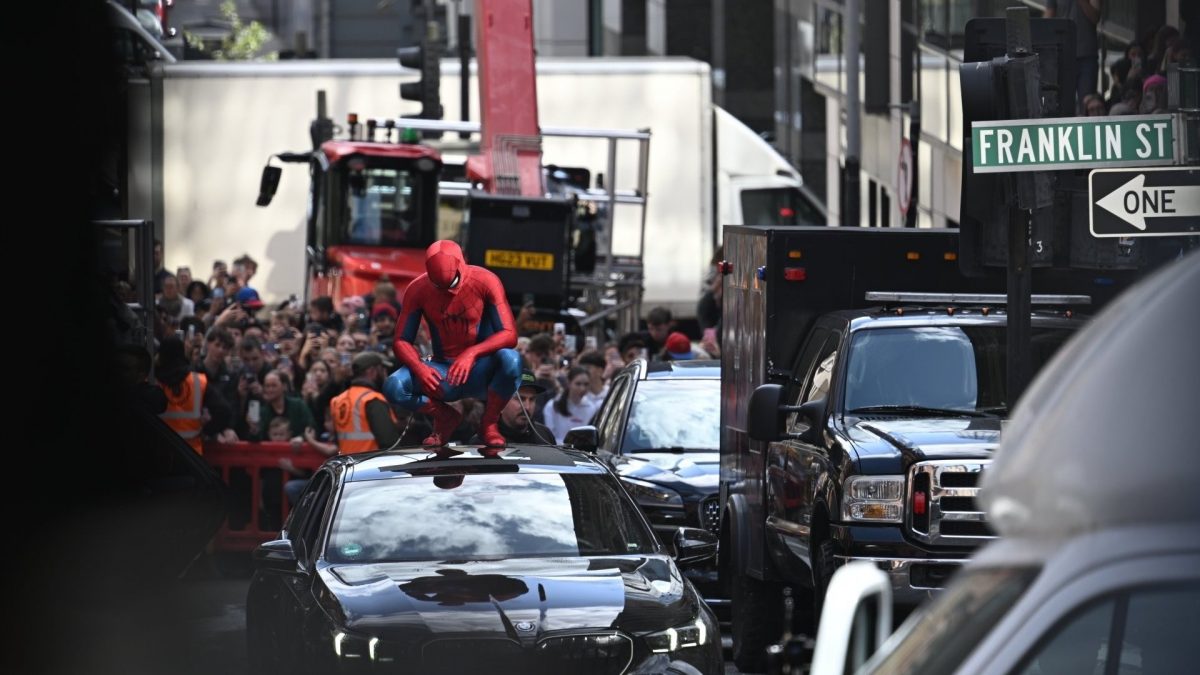 拍《蜘蛛人4》摔倒伤头 汤贺兰爆轻微脑震荡