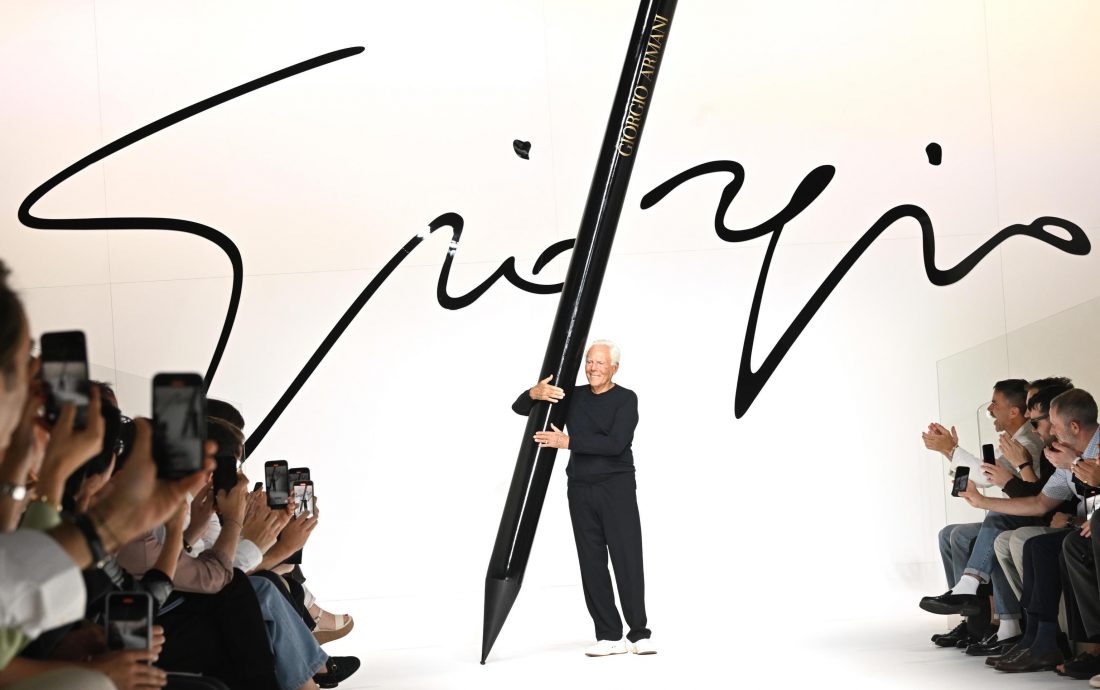 拼盘 时尚传奇亚曼尼辞世| 511亿身家无直系继承人 时尚帝国将何去何从