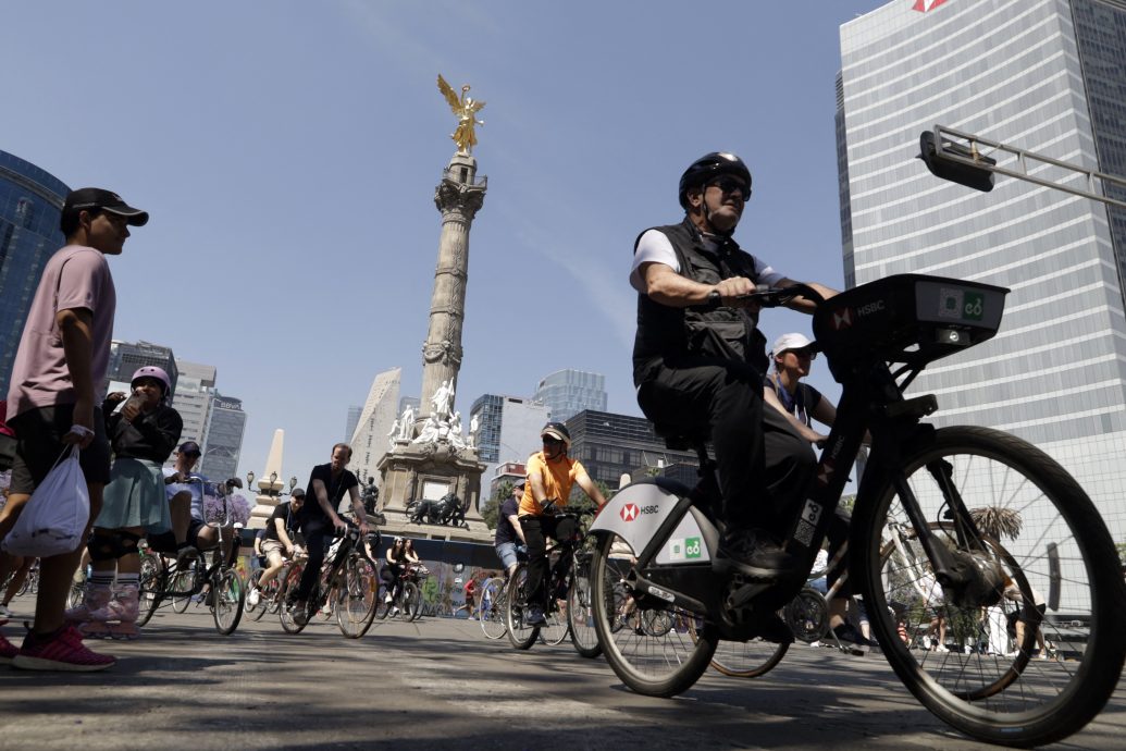  拼盘 未签 新研究显示：骑脚车能保护大脑  降低患痴呆风险