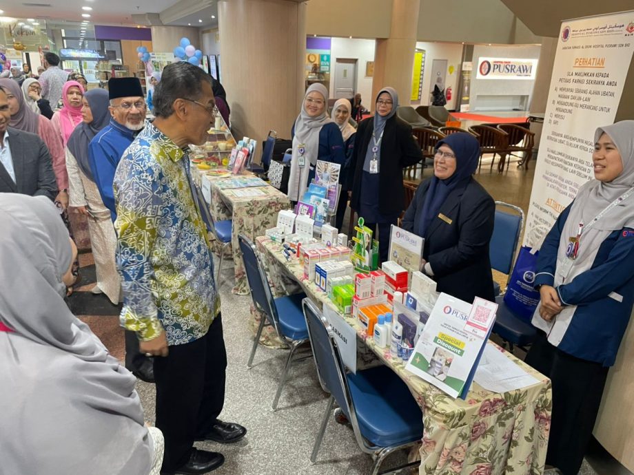 政府将全面禁售电子烟|祖基菲里:备忘录正在排队等待处理中 合适时候提呈内阁