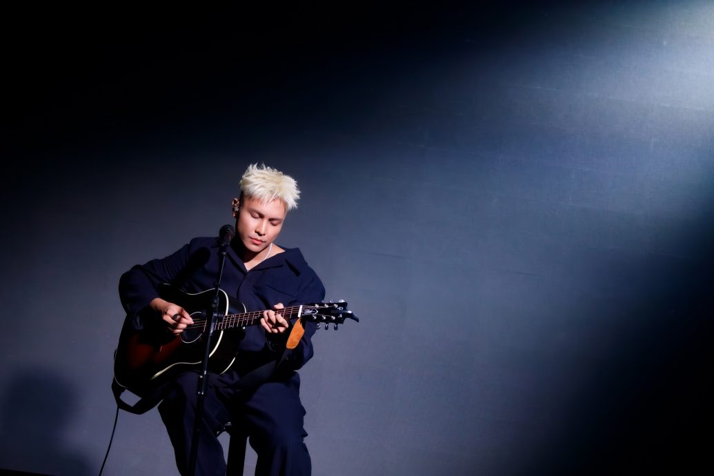 新专辑取名藏玄机 菲道尔认“现在不太好”