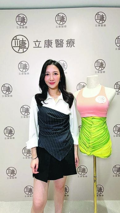 新剧床战罗子溢 何依婷欢迎老公捧场